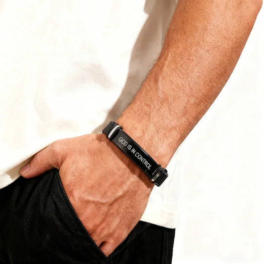 Stainless Steel God Is In Control Bracelet Christian Inspirational Adjustable Rope Bracelets With Card Gifts